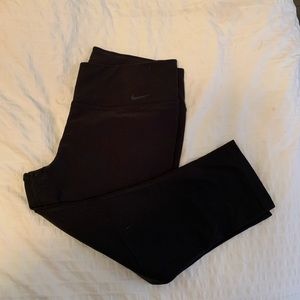 Nike Crop Leggings
